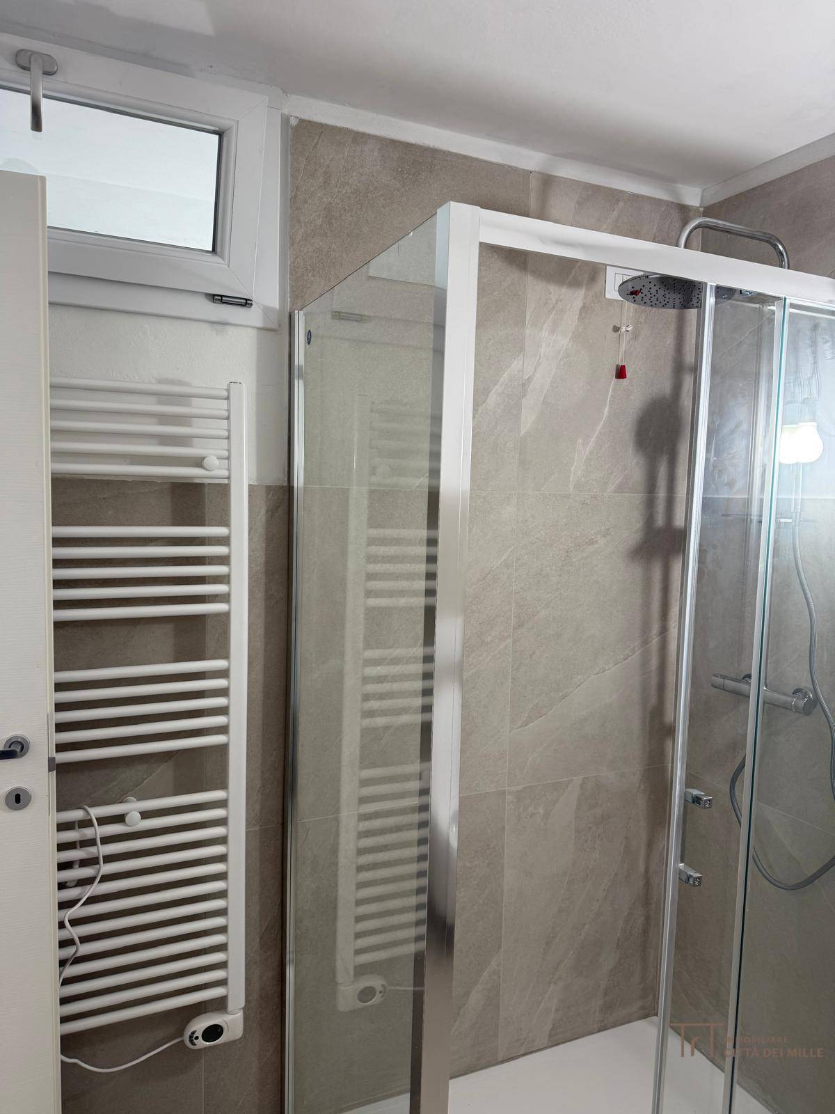 Trilocale in vendita a Bergamo, Moroni alta