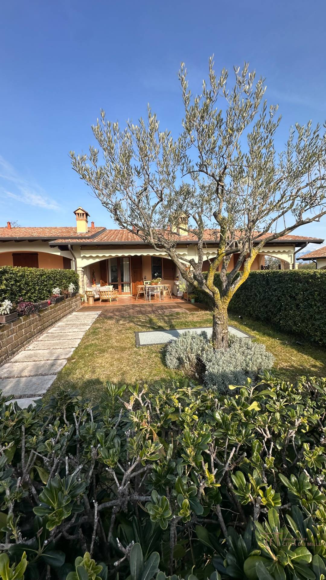 Porzione di casa in vendita a Manerba del Garda