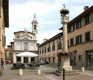 Quadrilocale in vendita a Bergamo, Borgo S. Caterina