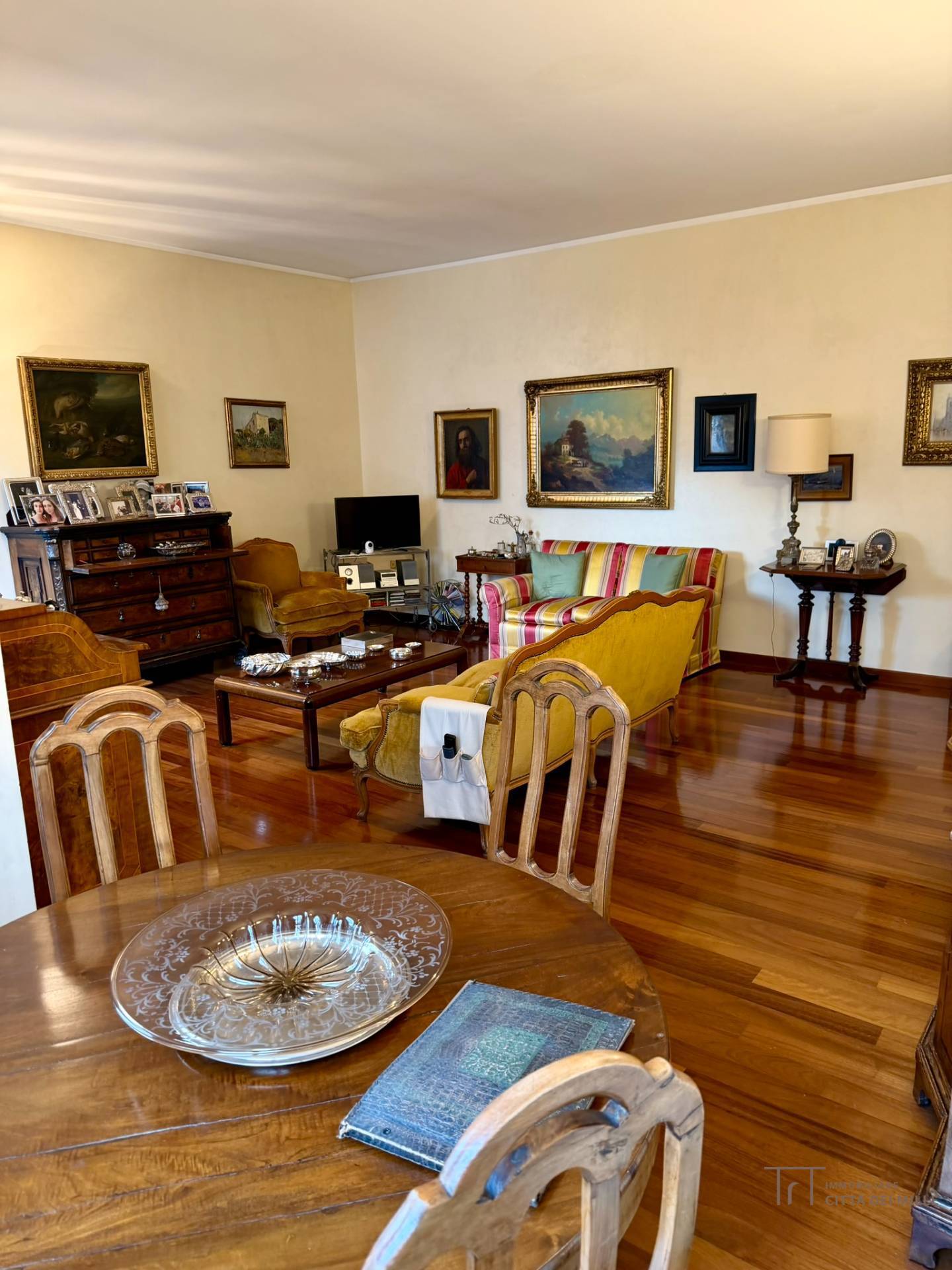 Quadrilocale in vendita a Bergamo, Poste