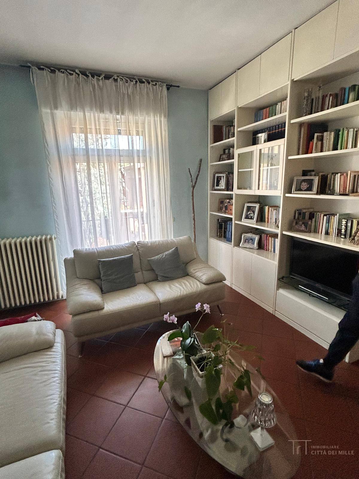 Quadrilocale in vendita a Bergamo, Campagnola