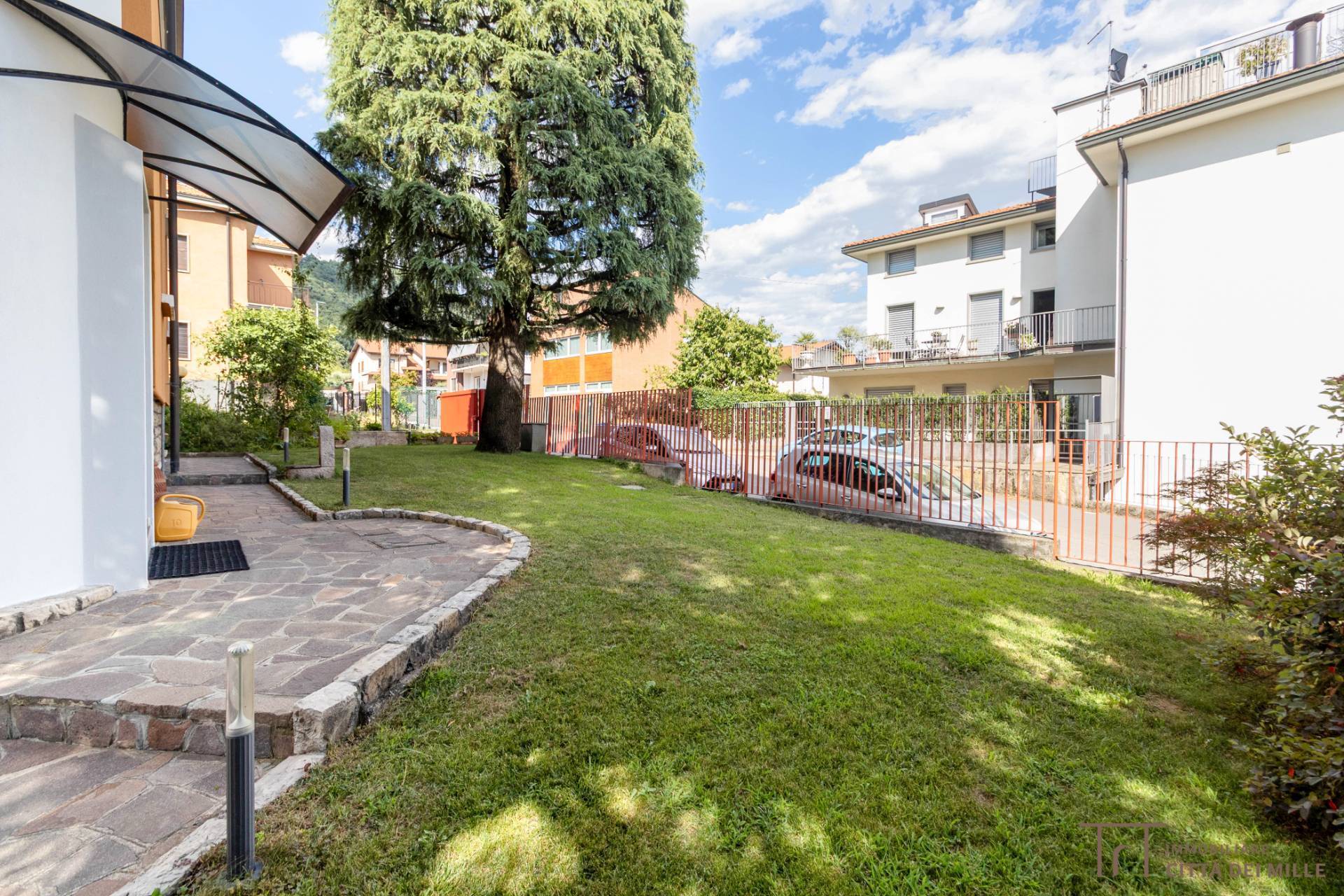 Porz. Villa Bifamiliare in vendita a Bergamo, Valtesse