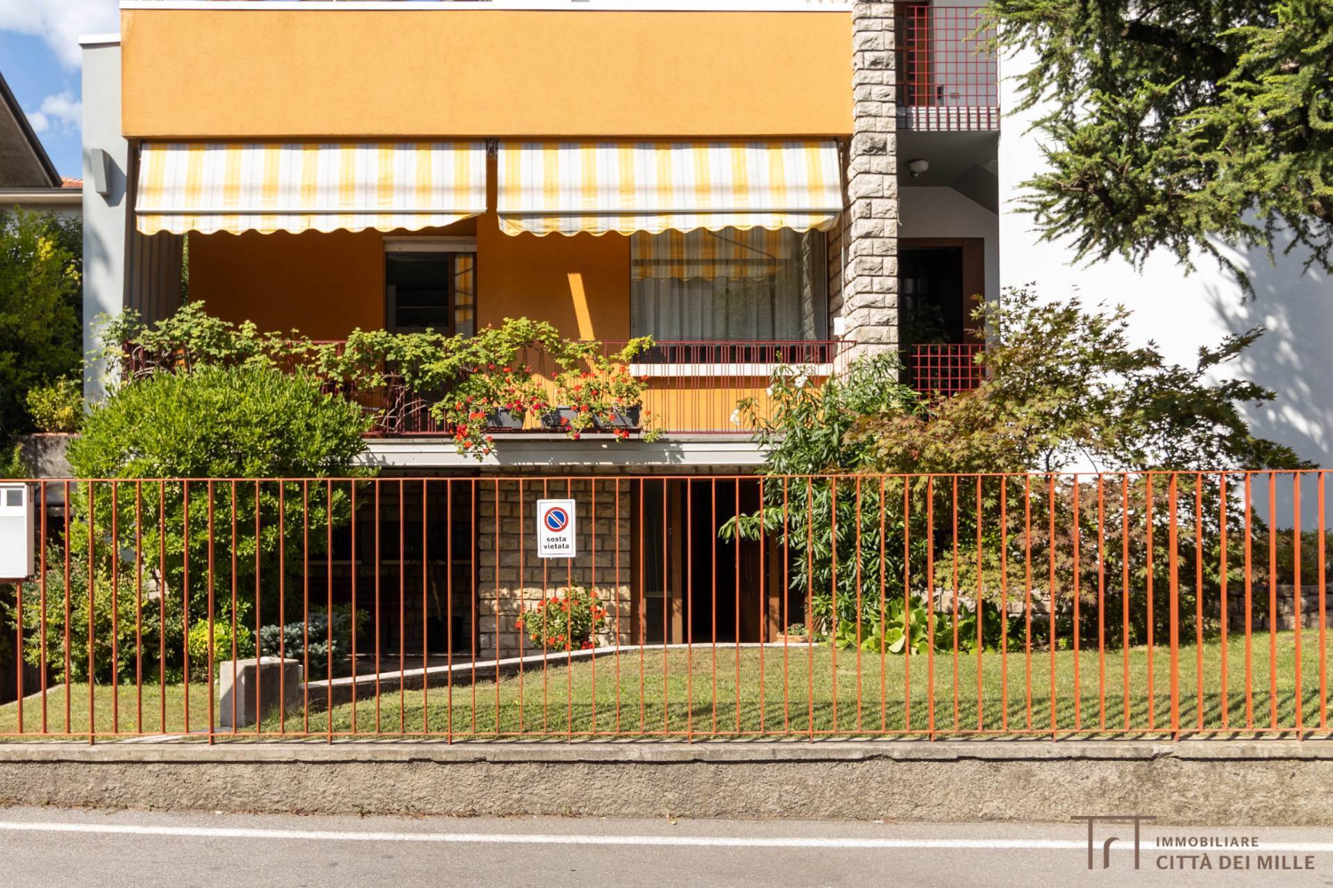 Porz. Villa Bifamiliare in vendita a Bergamo, Valtesse