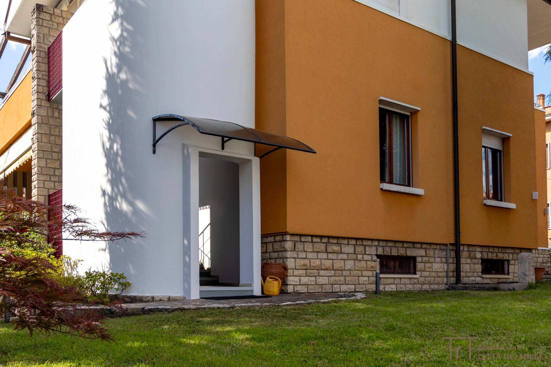 Porz. Villa Bifamiliare in vendita a Bergamo, Valtesse