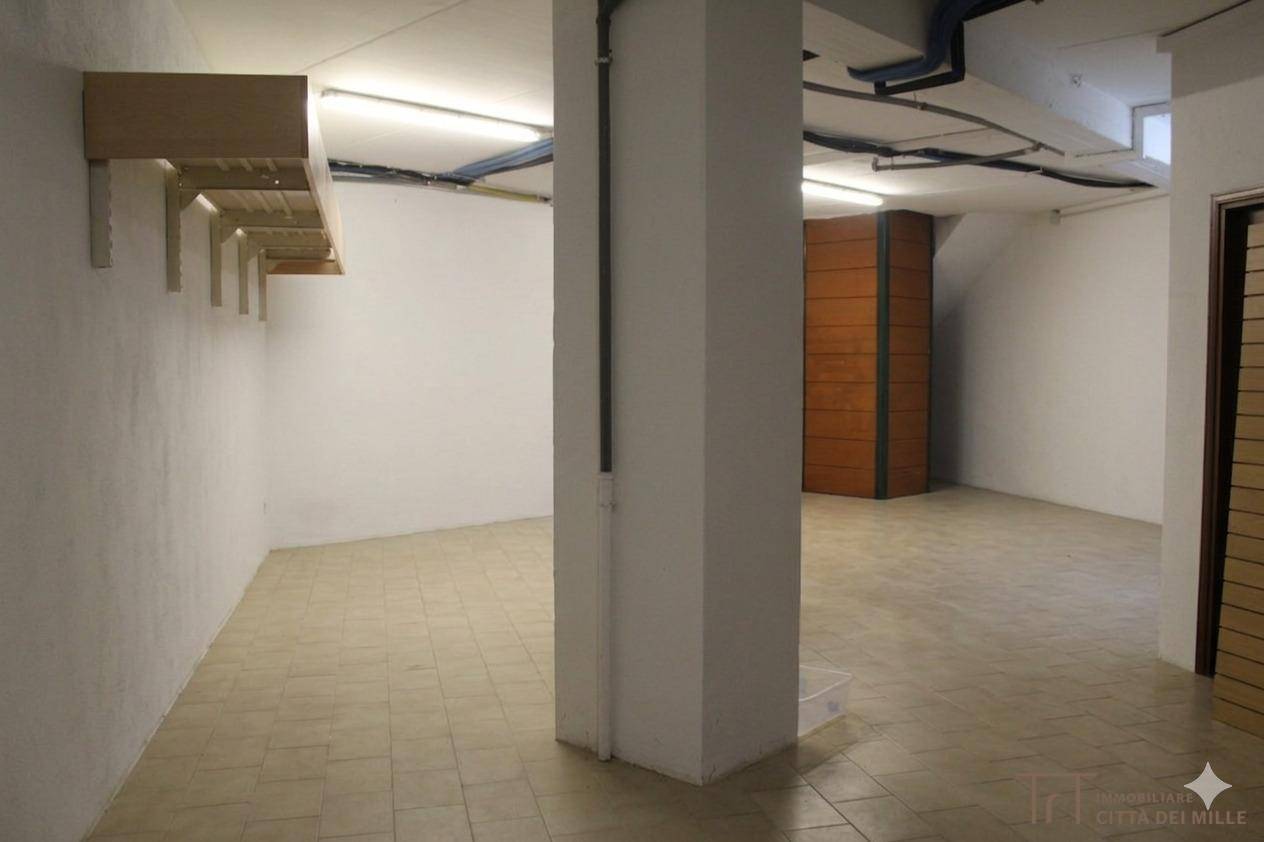 Negozio in vendita a Ponteranica