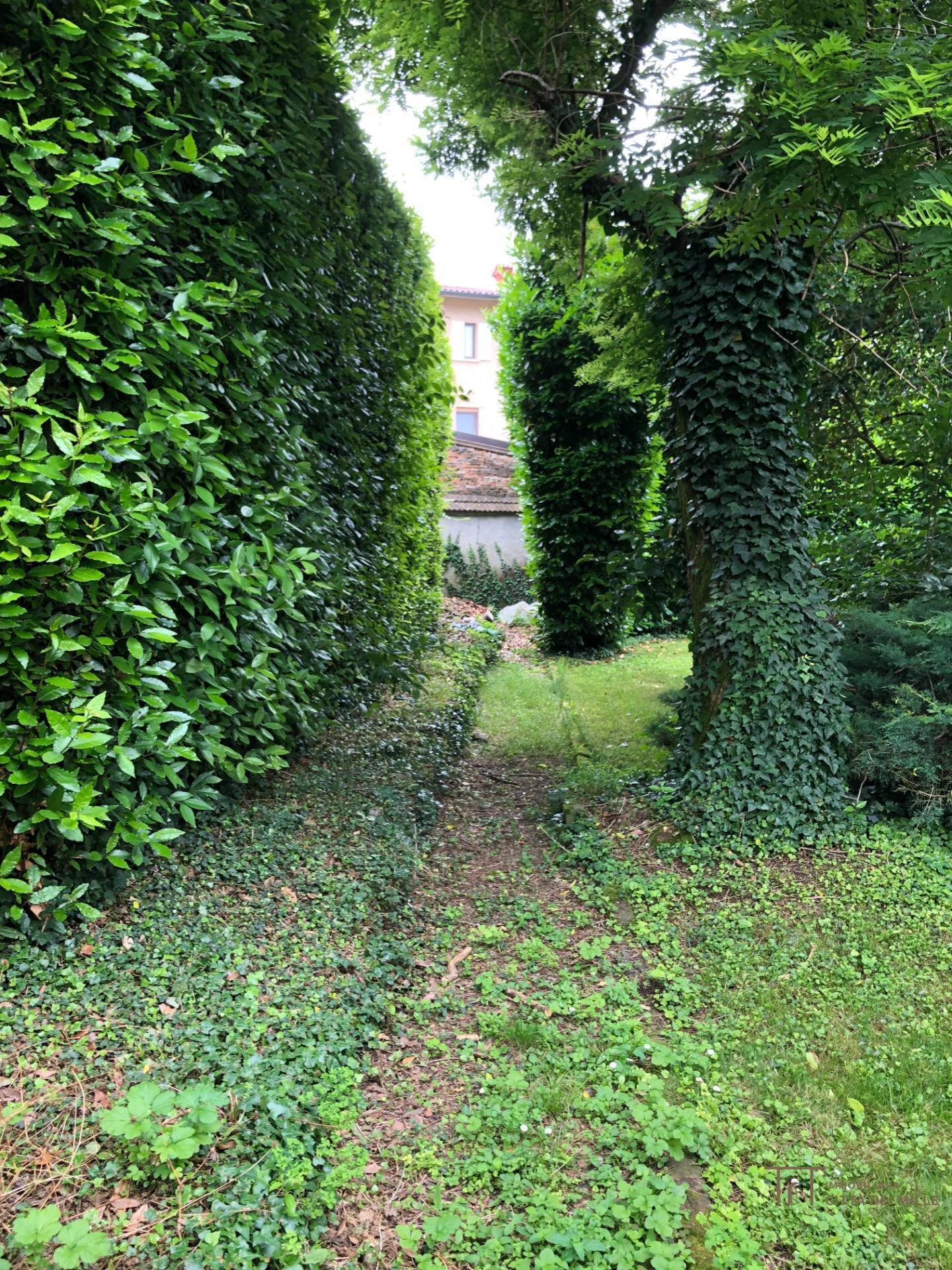 Terreno edificabile in vendita a Grumello del Monte