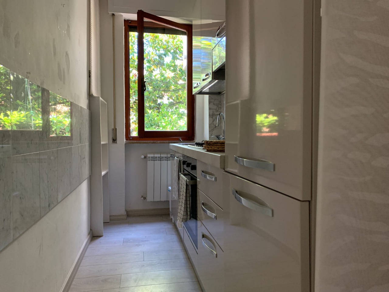 Trilocale con terrazzo a Massa