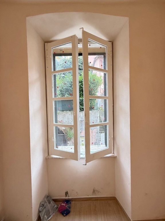 Trilocale ristrutturato a Massa