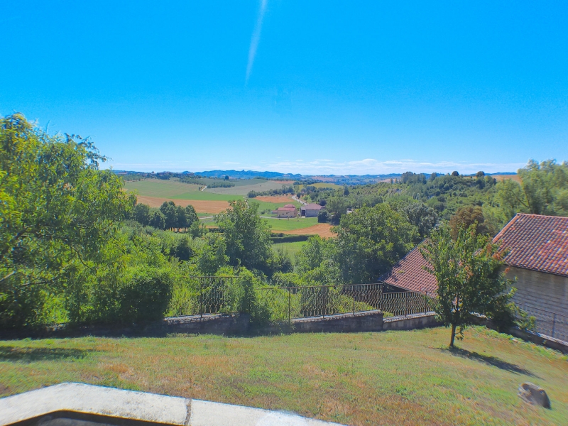 Villa con giardino a Solonghello