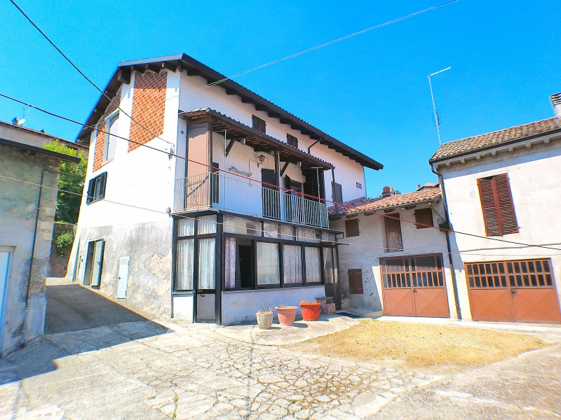 Casa indipendente con terrazzo a Cereseto