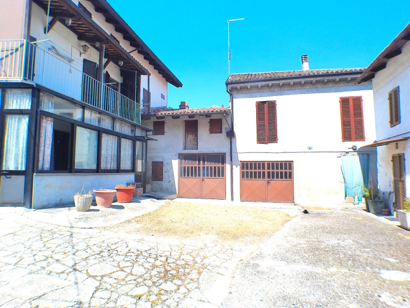 Casa indipendente con terrazzo a Cereseto