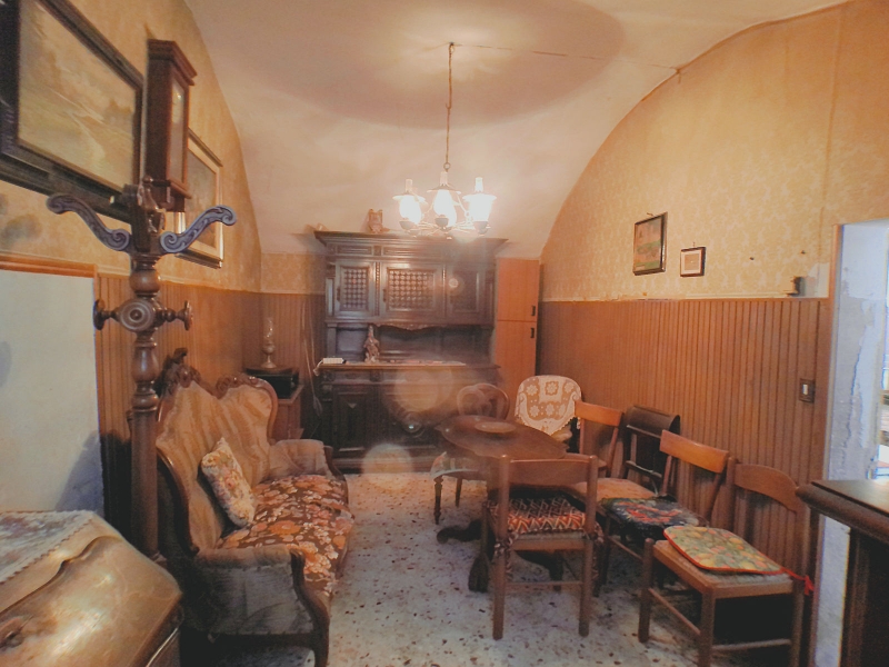 Casa indipendente con terrazzo a Cereseto