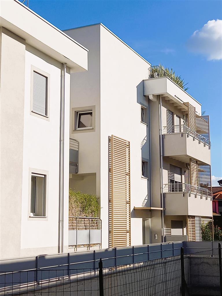 Appartamento con giardino in via vittorio veneto 46, Arcore