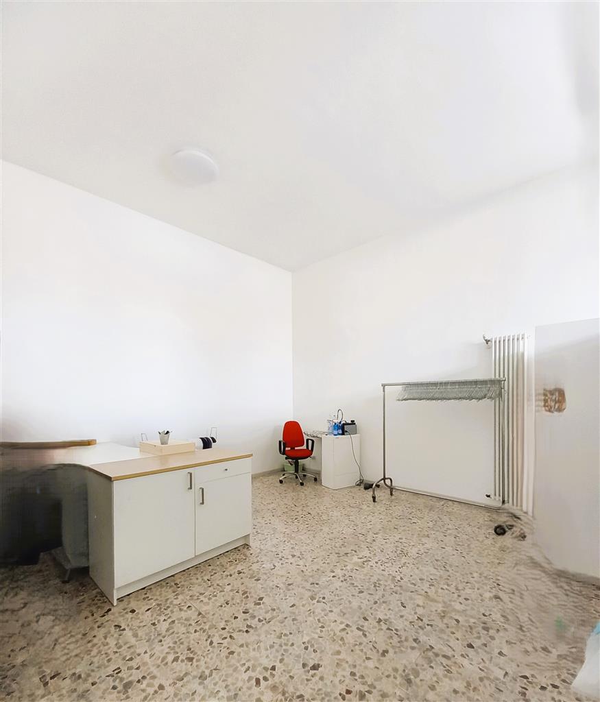 Negozio in vendita, Agrate Brianza via  monte grappa 17