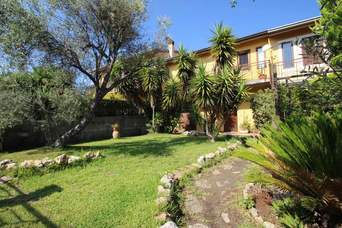 Villa in vendita a Mascalucia