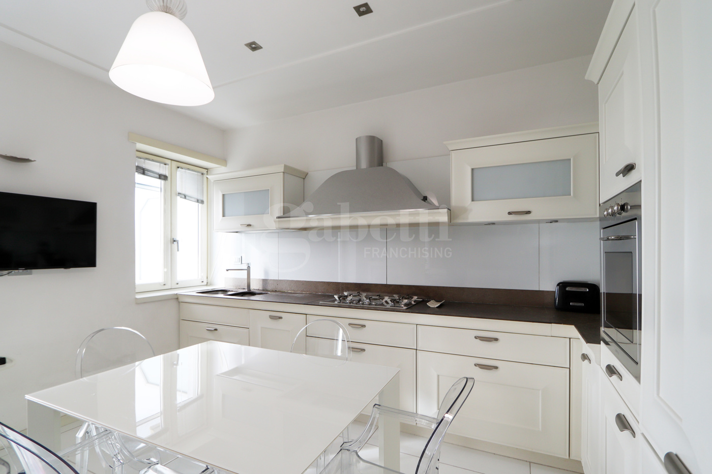 Appartamento ristrutturato a Pozzuoli