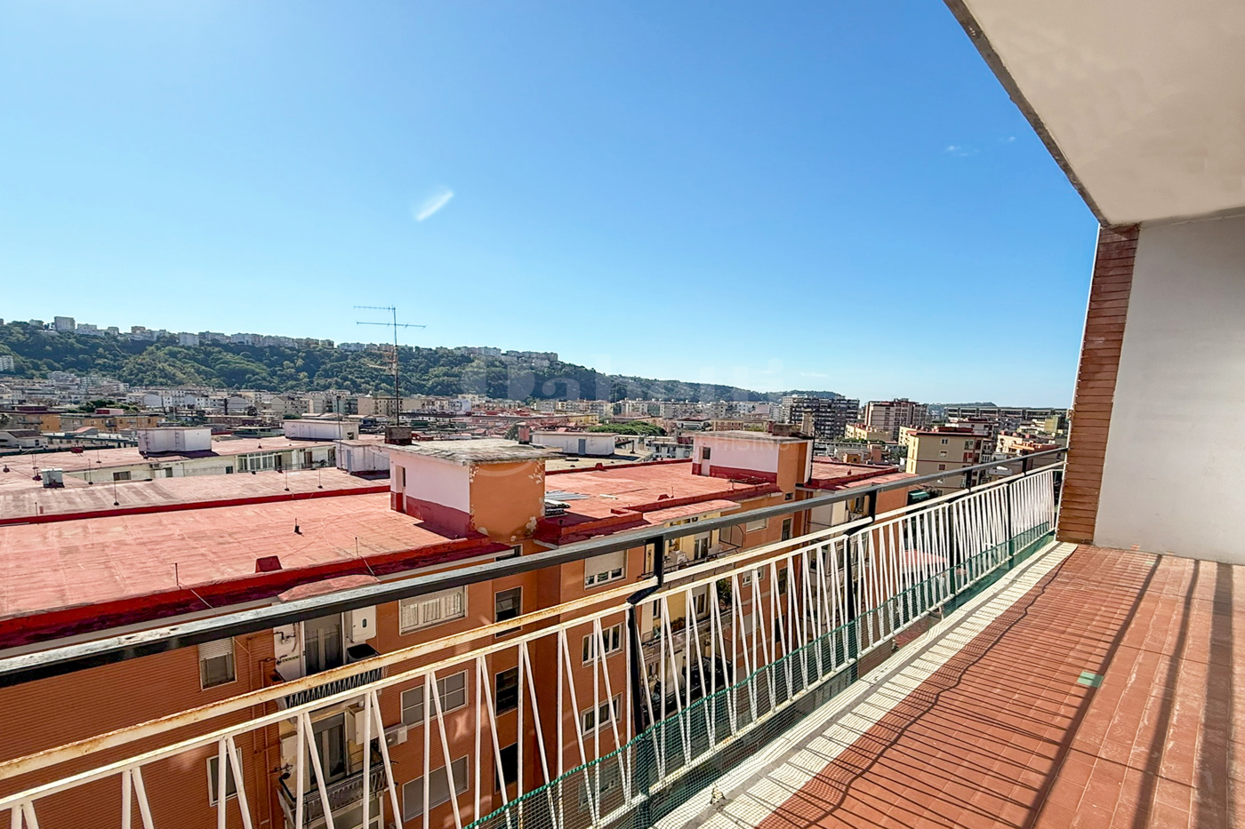 Quadrilocale in affitto a Napoli