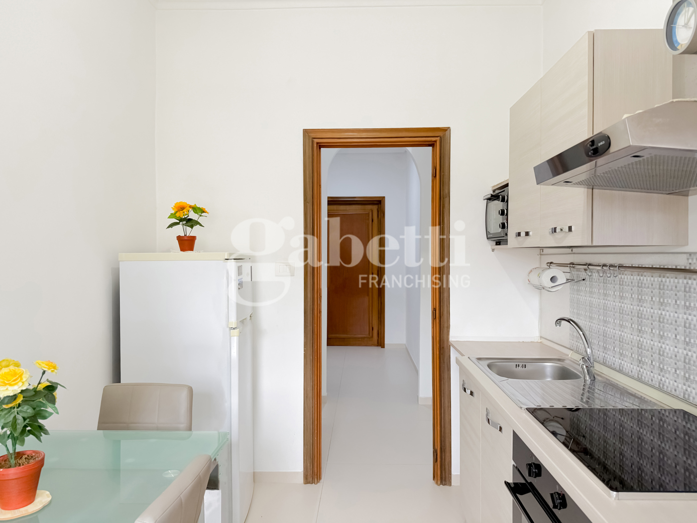 Bilocale arredato in affitto a Napoli