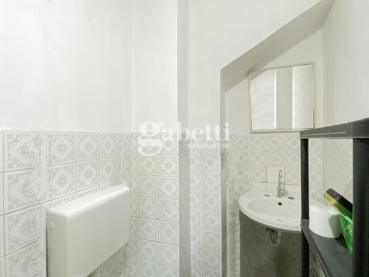 Negozio in affitto a Napoli