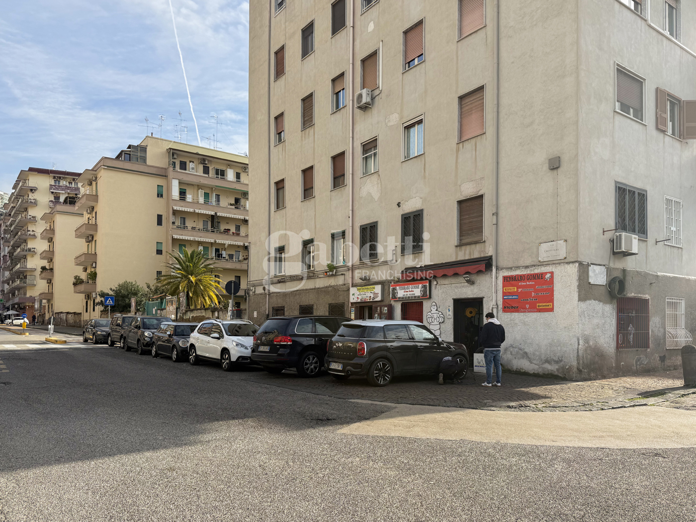 Negozio in affitto a Napoli