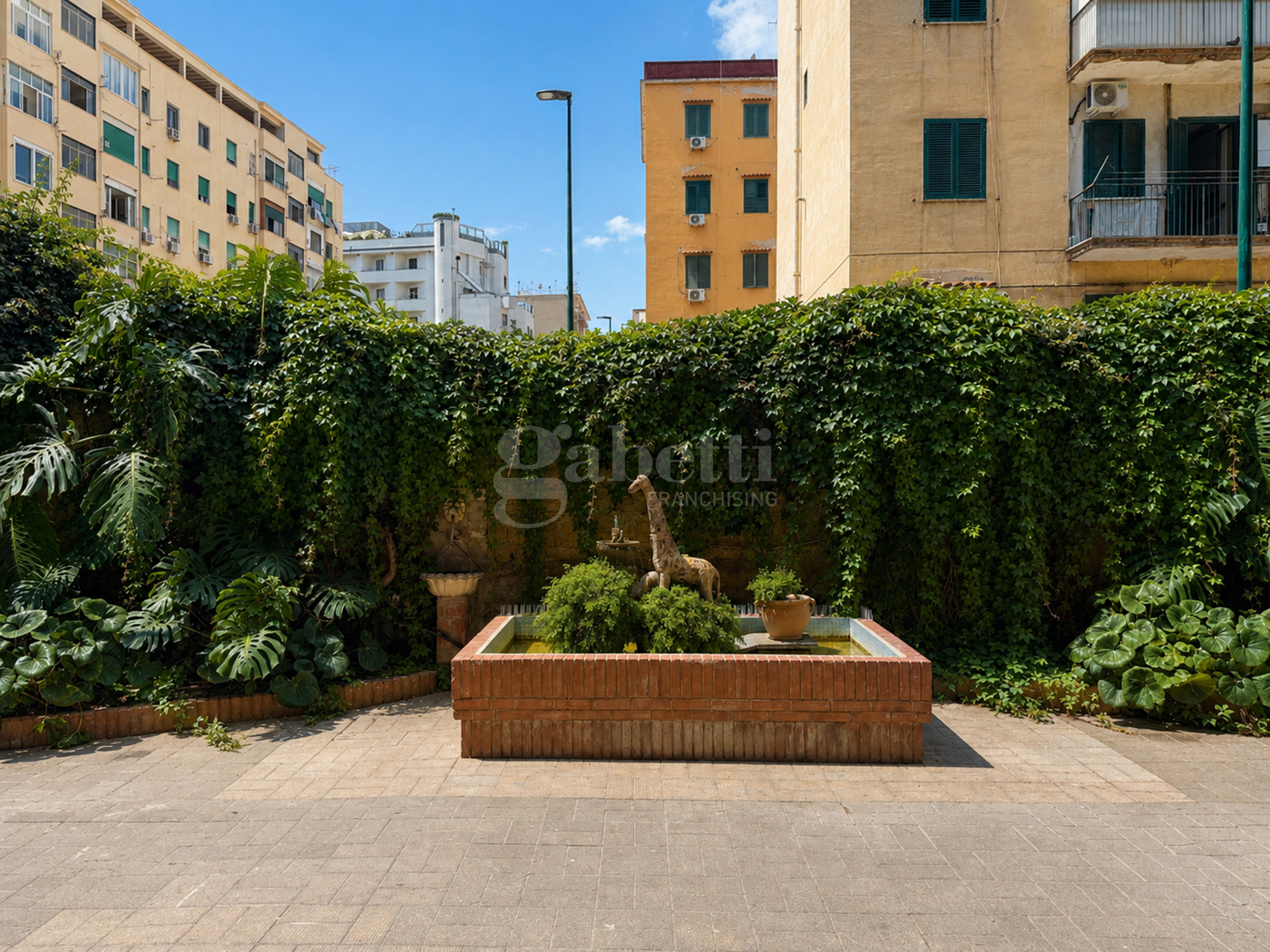 Quadrilocale in vendita a Napoli