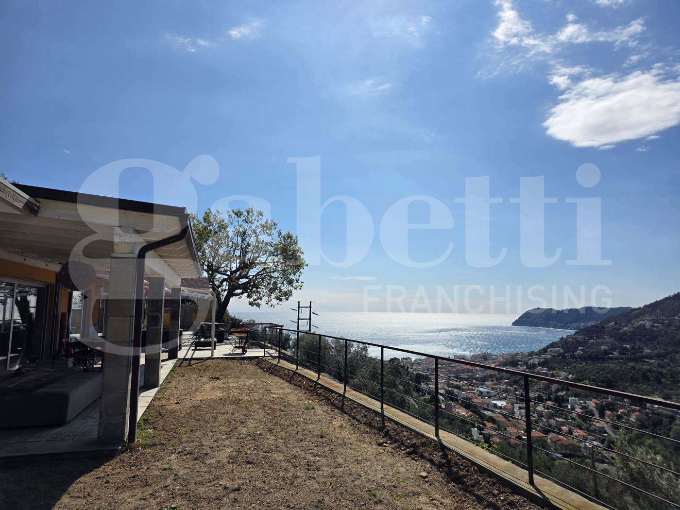 Villa in vendita a Alassio