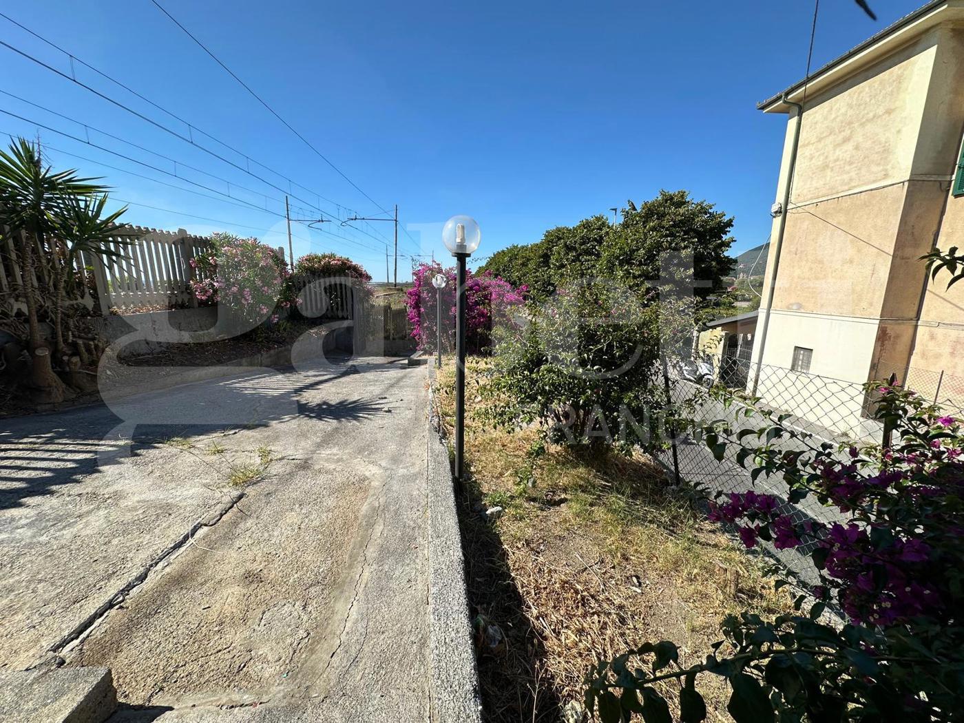 Casa indipendente in vendita a Albenga