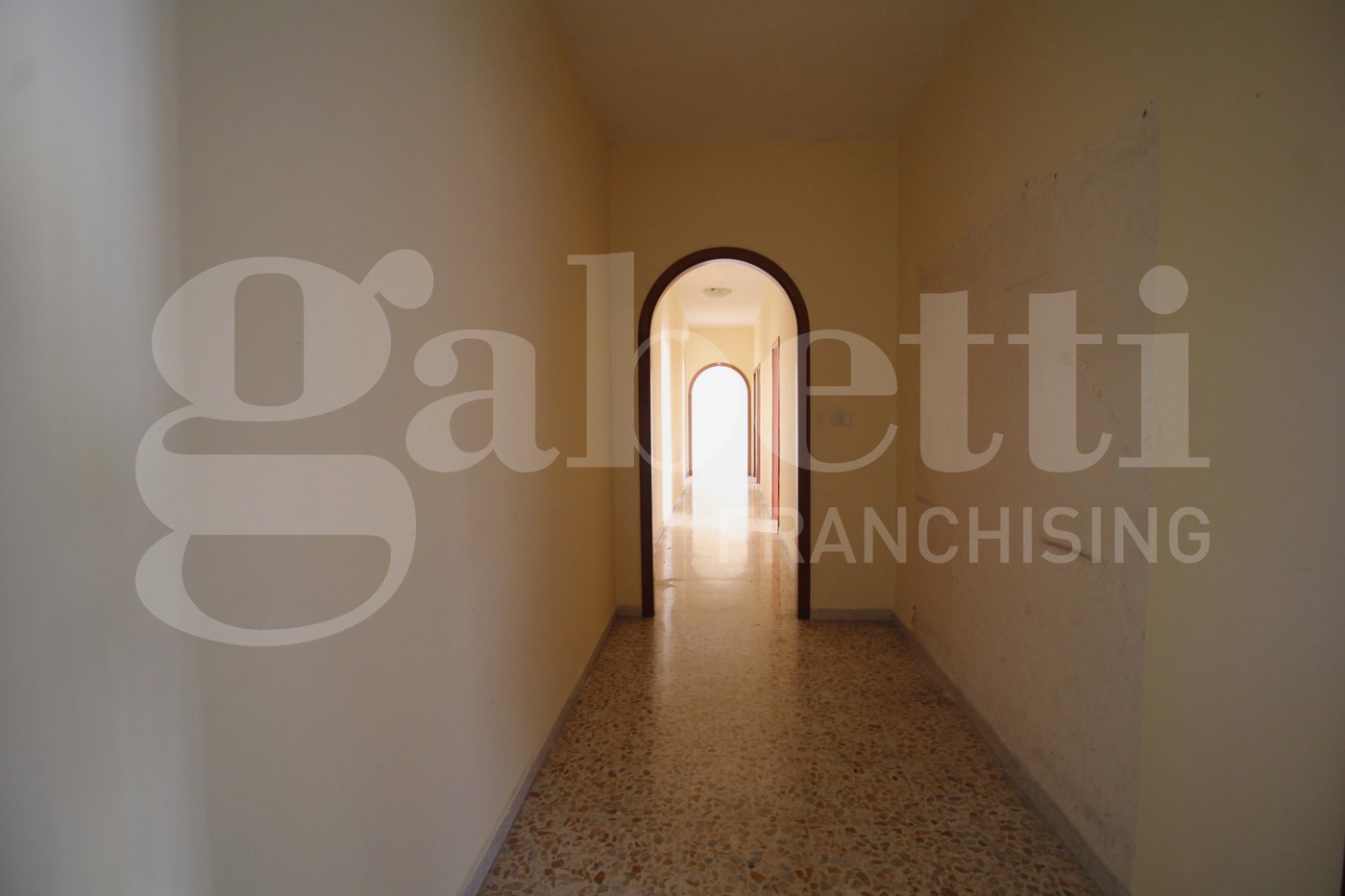 Trilocale da ristrutturare a Arzano