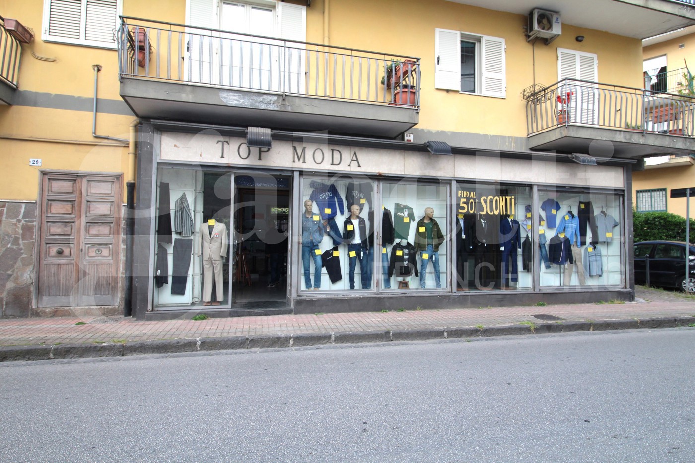 Negozio in vendita a Arzano