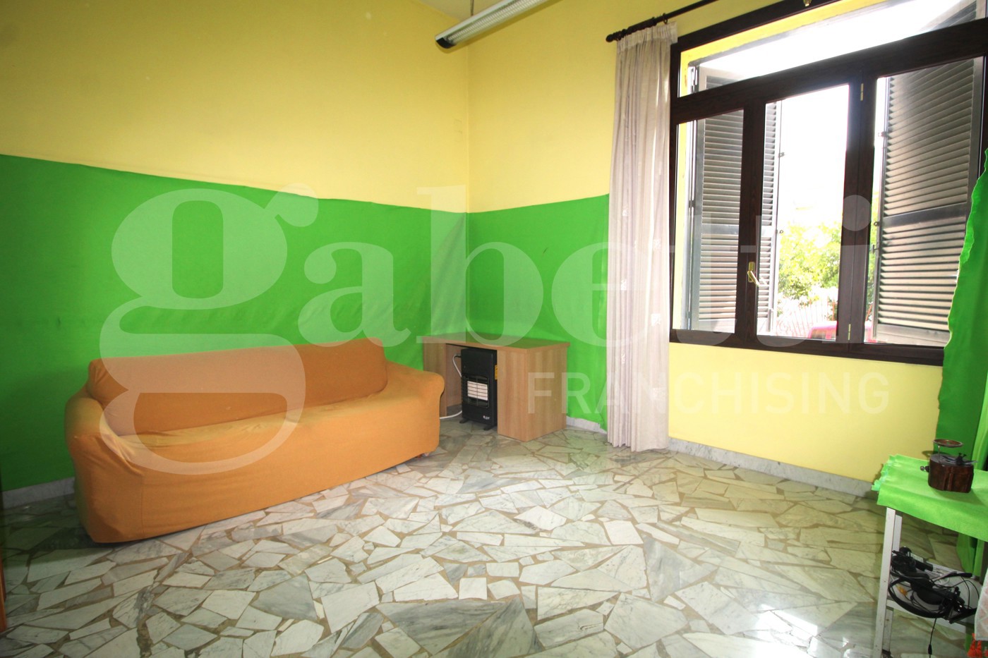 Laboratorio in affitto a Arzano