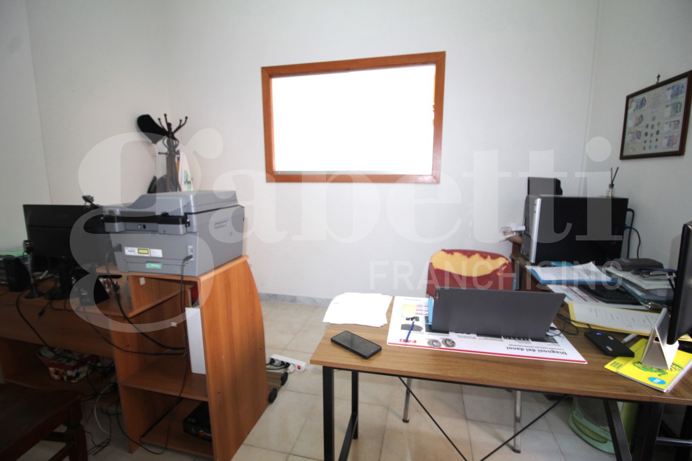 Negozio in affitto a Arzano