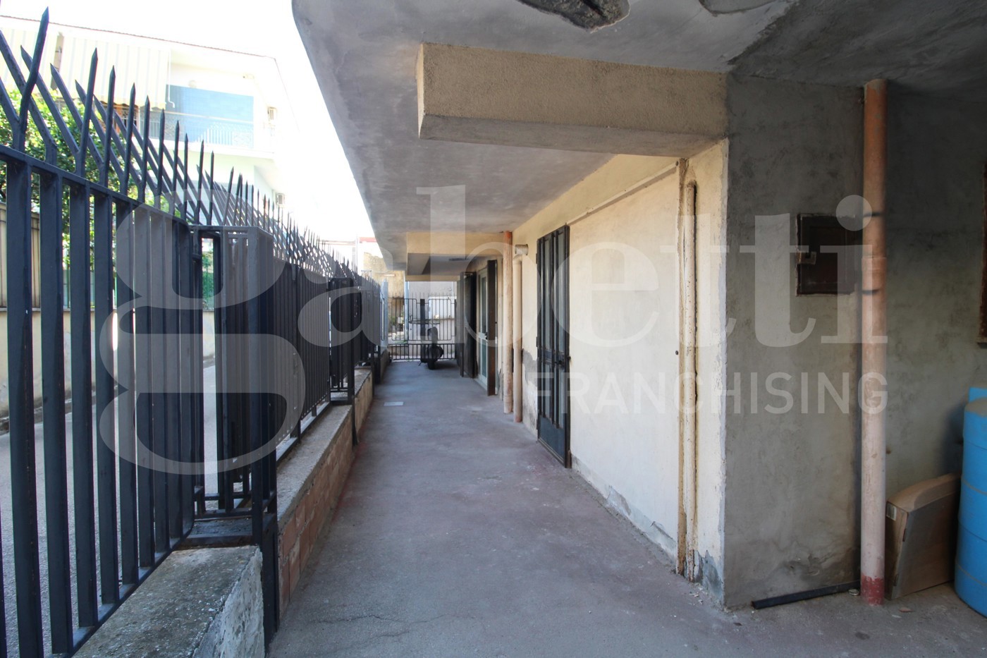 Stabile/Palazzo in vendita a Casandrino