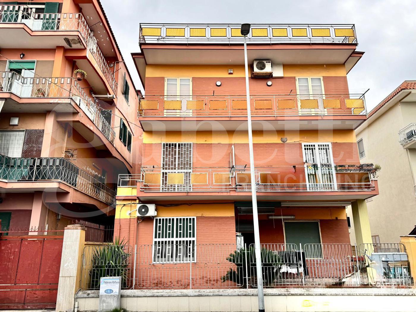 Bilocale da ristrutturare a Arzano