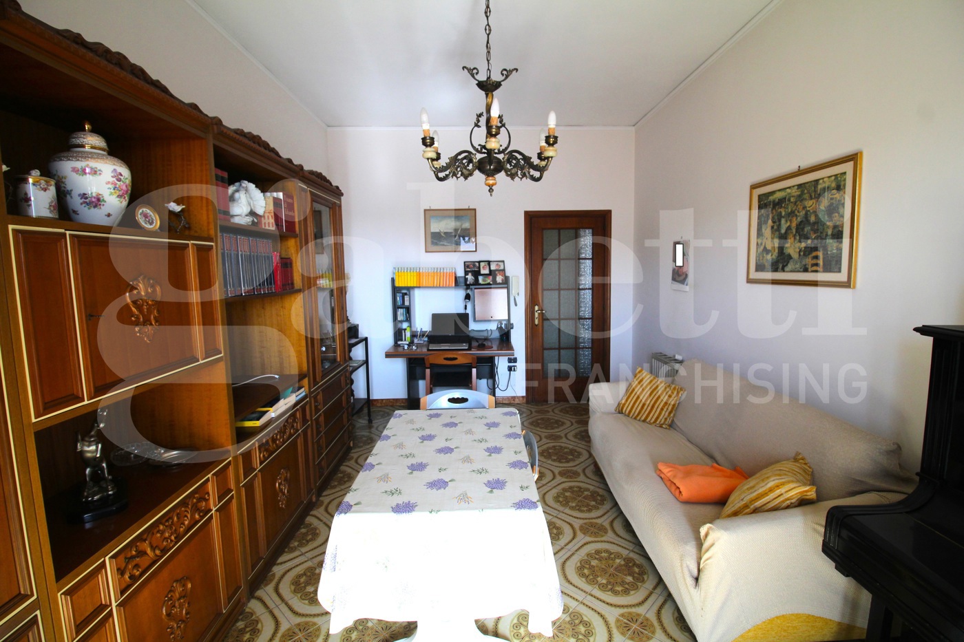 Appartamento da ristrutturare a Arzano