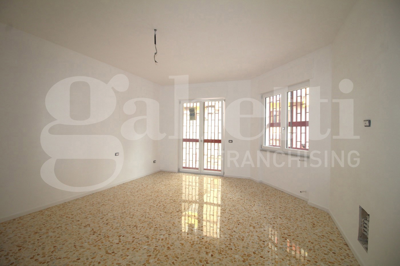 Bilocale con giardino a Arzano