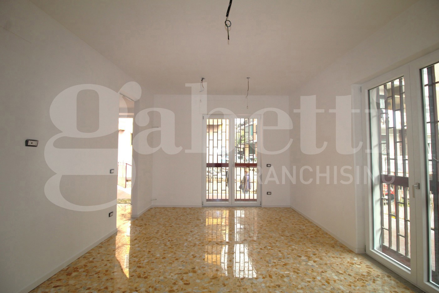 Bilocale con giardino a Arzano