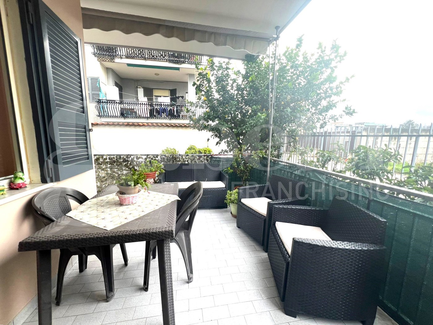 Trilocale con box doppio a Arzano