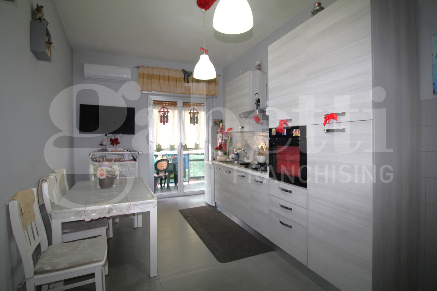 Bilocale ristrutturato a Arzano