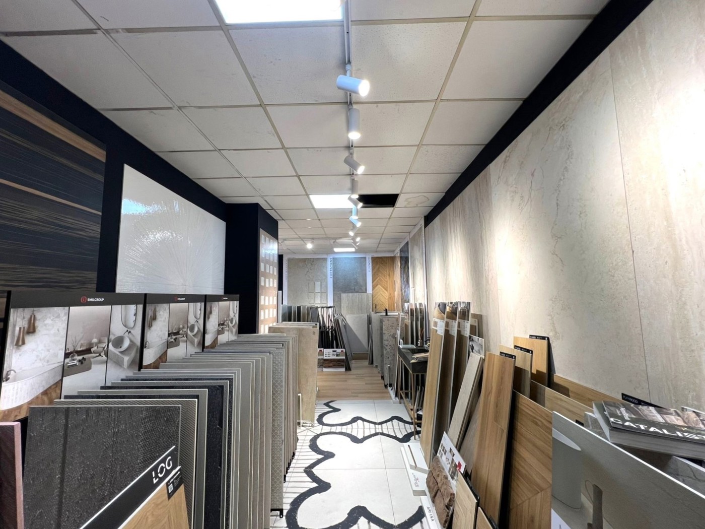 Negozio in affitto a Arzano