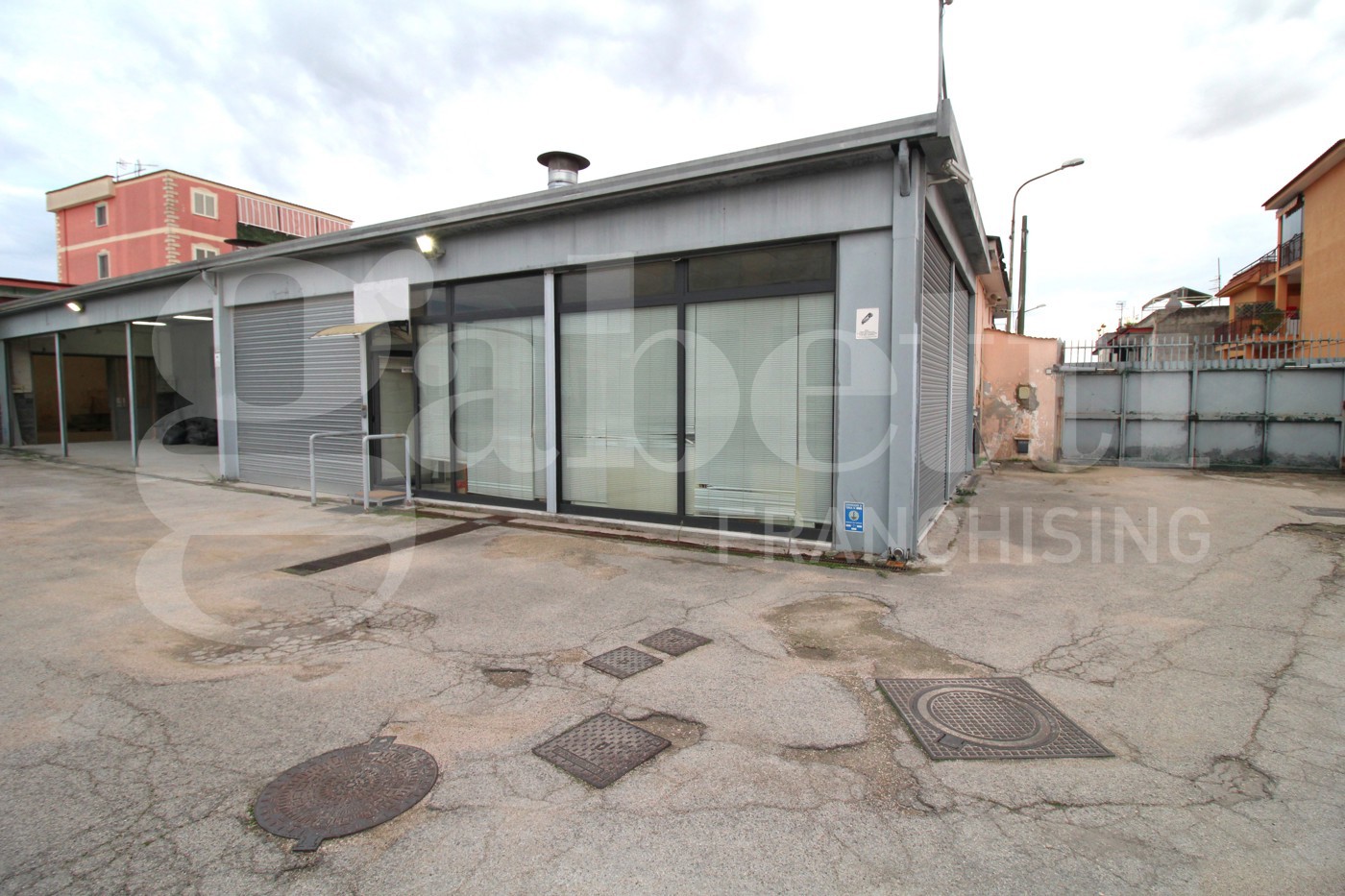 Laboratorio in affitto a Casalnuovo di Napoli