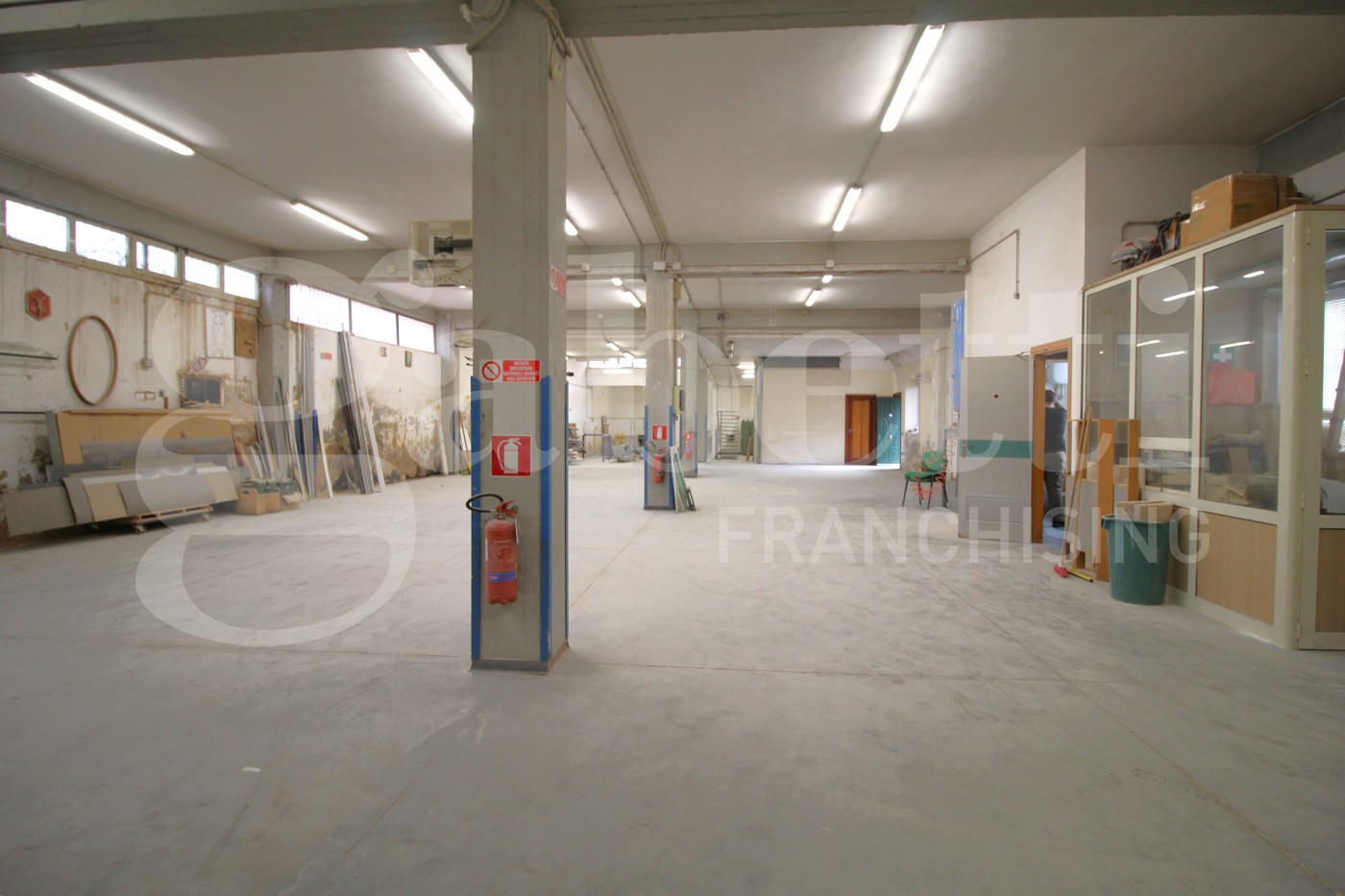 Laboratorio in affitto a Casalnuovo di Napoli