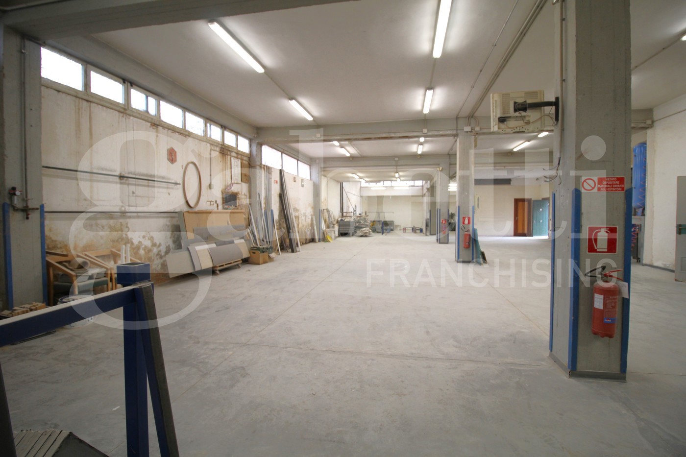 Laboratorio in affitto a Casalnuovo di Napoli