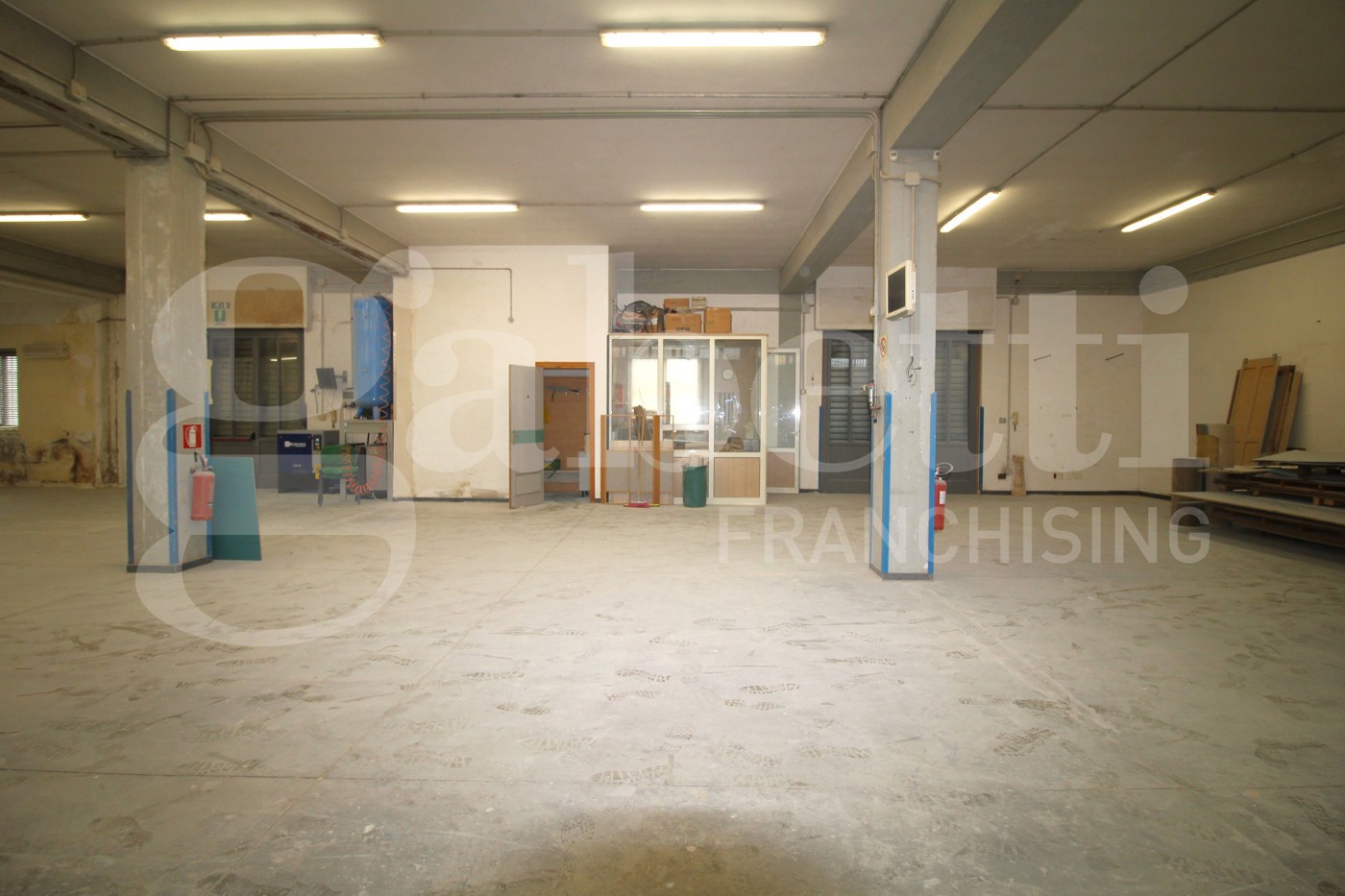 Laboratorio in affitto a Casalnuovo di Napoli