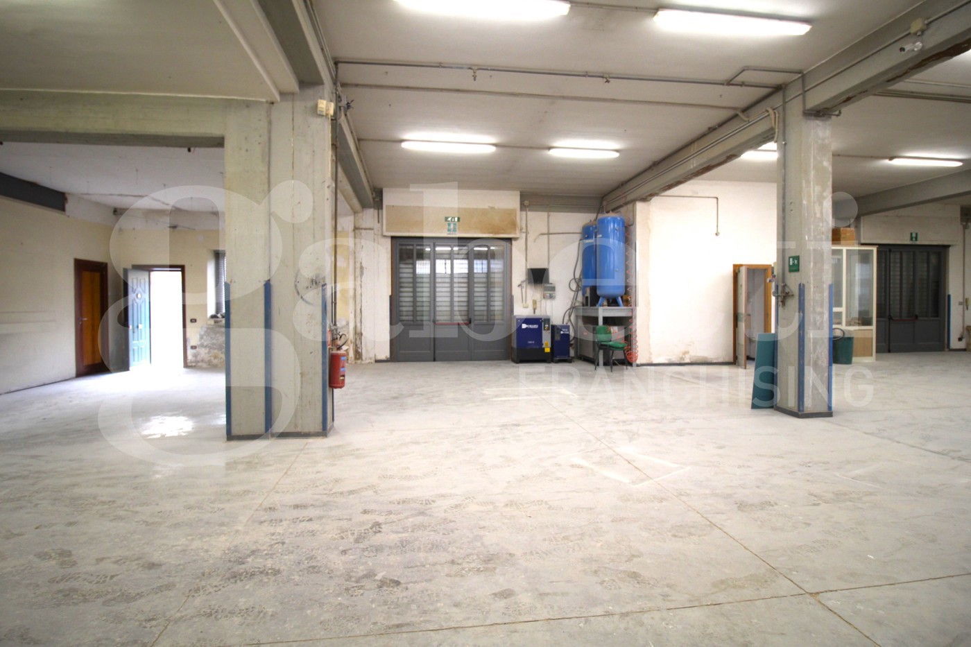 Laboratorio in affitto a Casalnuovo di Napoli