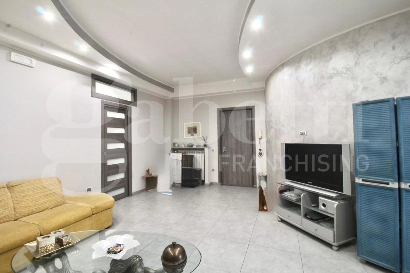 Quadrilocale con box a Arzano