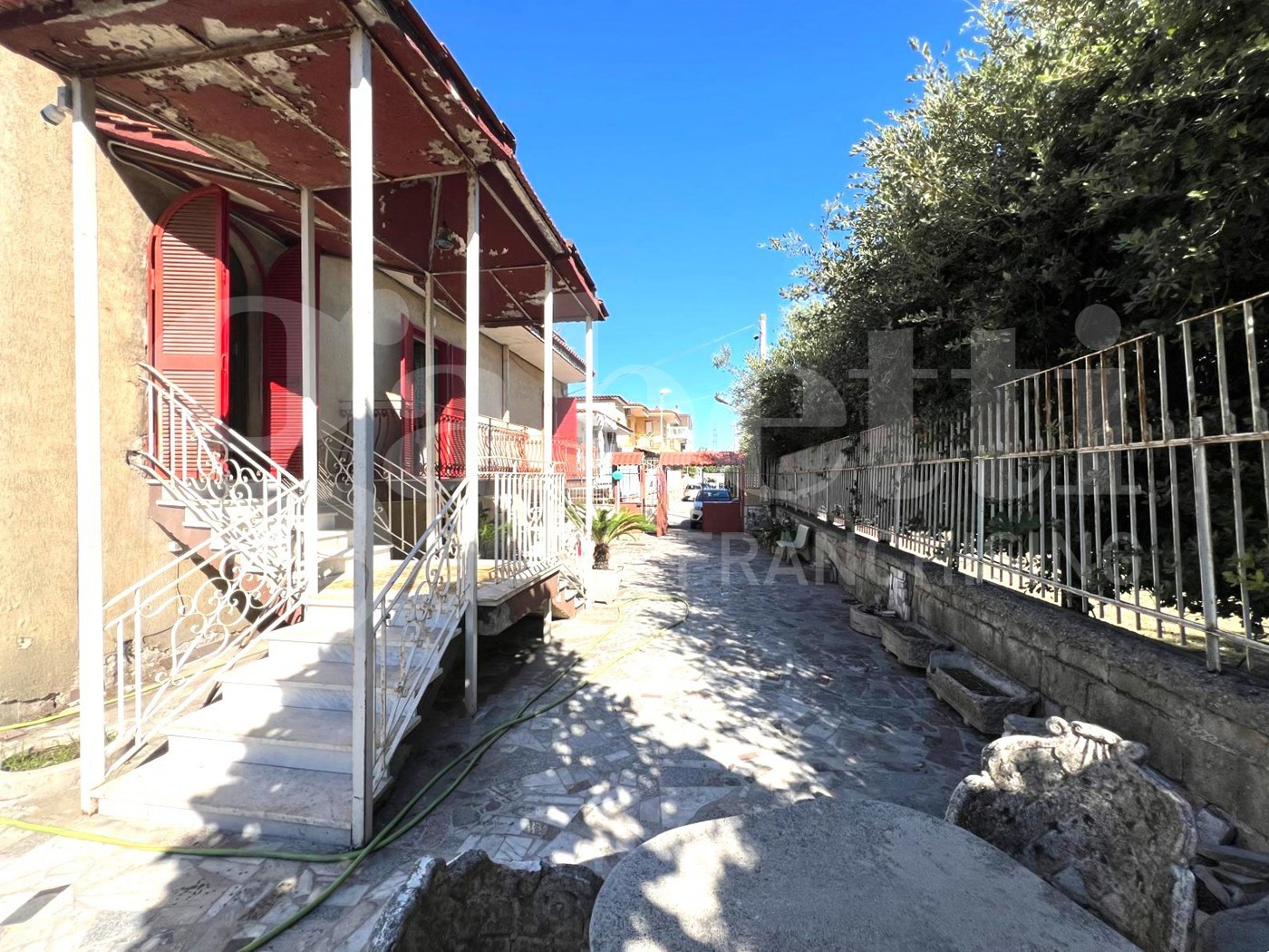 Casa indipendente con giardino a Arzano