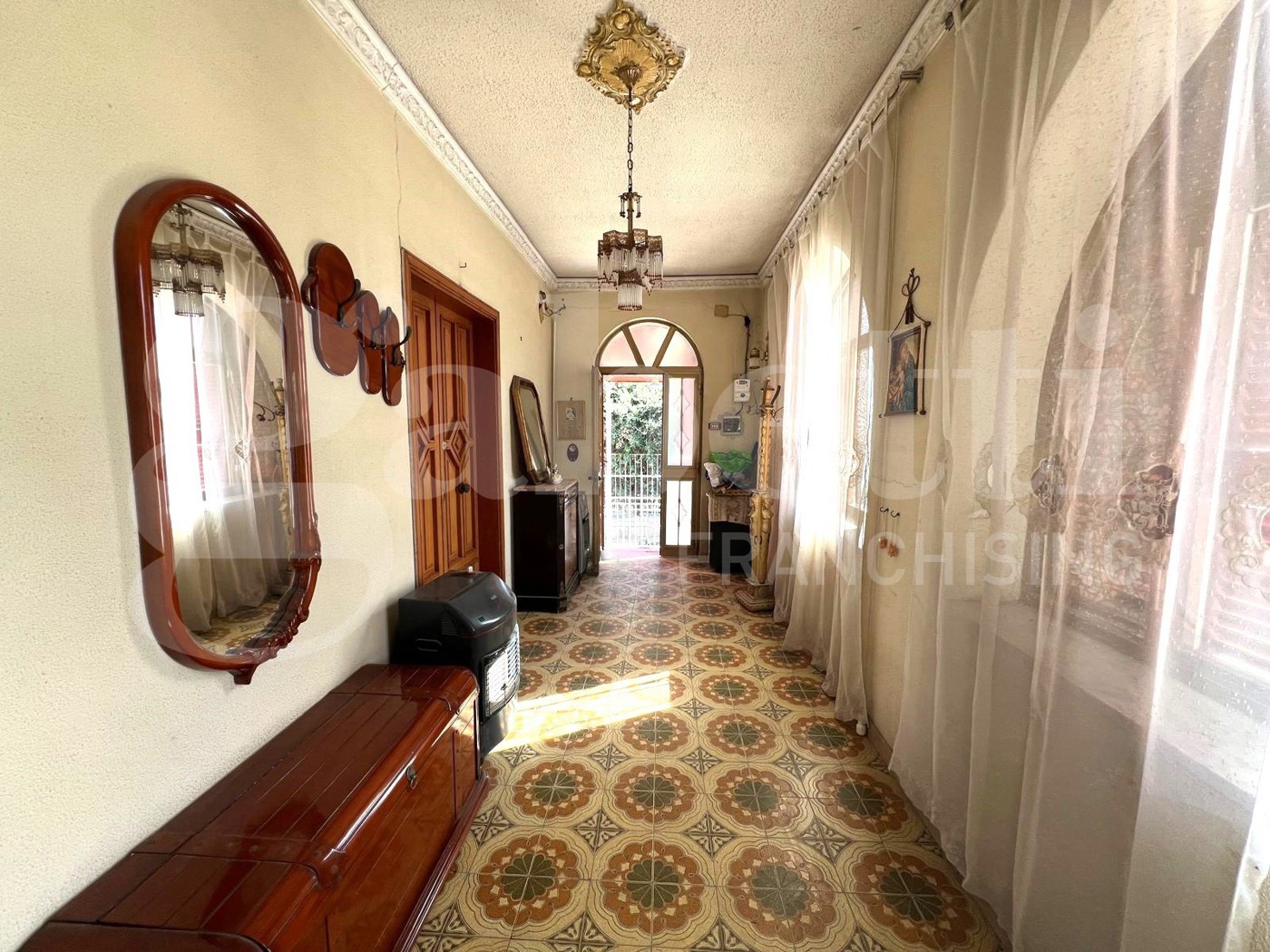 Casa indipendente con giardino a Arzano