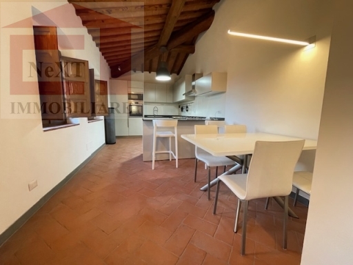 Quadrilocale con giardino, Pontassieve sieci