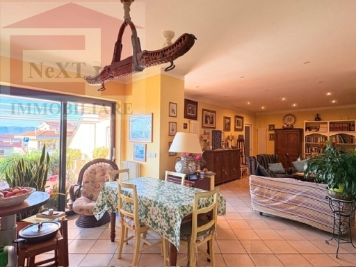 Casa indipendente con giardino, Reggello donnini
