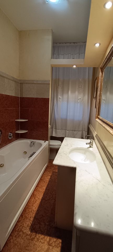 Appartamento con terrazzo a Sesto Fiorentino